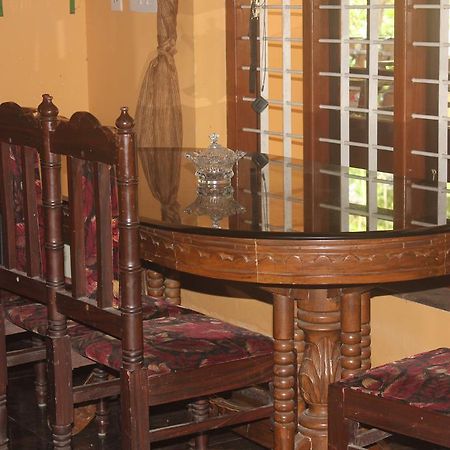 Navendu Home Stay Alappuzha Экстерьер фото