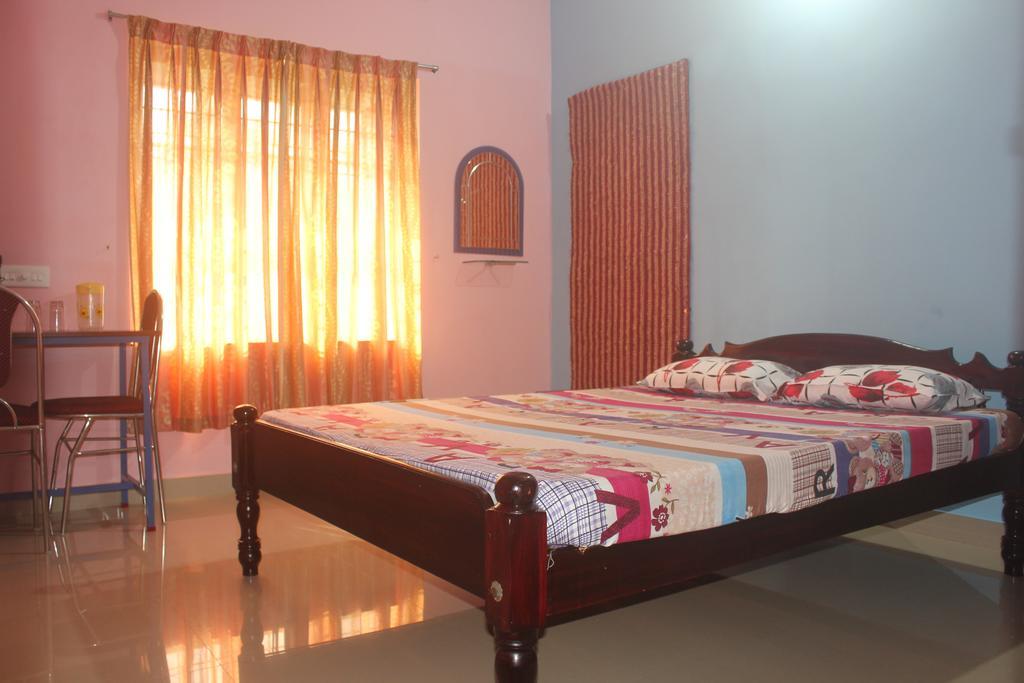Navendu Home Stay Alappuzha Экстерьер фото